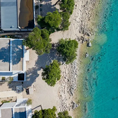 Luna Buqez - 1st Sea Line By Villa Drage