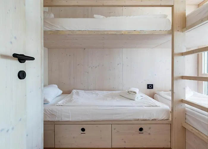 Villa Luna Buqez - 1st Sea Line By