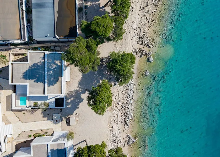 Luna Buqez - 1st Sea Line By Villa Drage